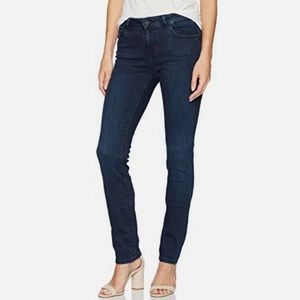 DL1961 Mid-Rise Instasculpt Straight Jeans in Color Yuma. Size 28.